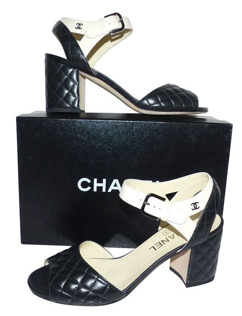 sandale bicolore chanel|Chanel boutique sandals.